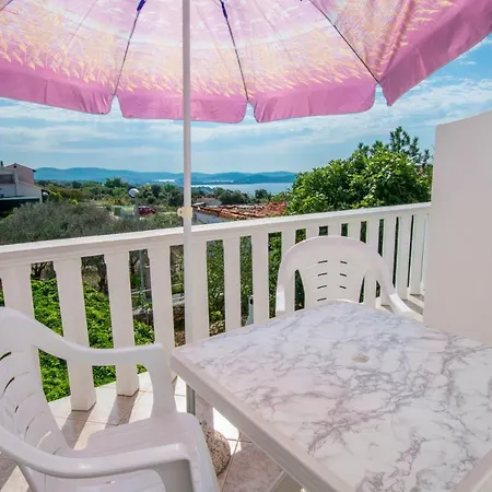 Ilona * 罗戈兹尼察