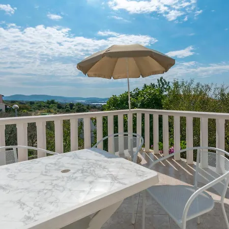 Ilona * Rogoznica (Sibenik-Knin)