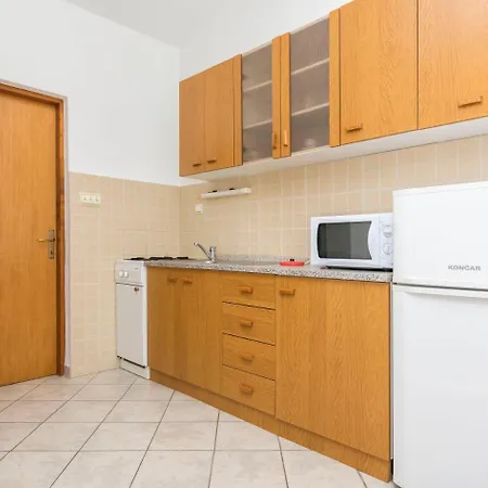 Apartment Ilona *