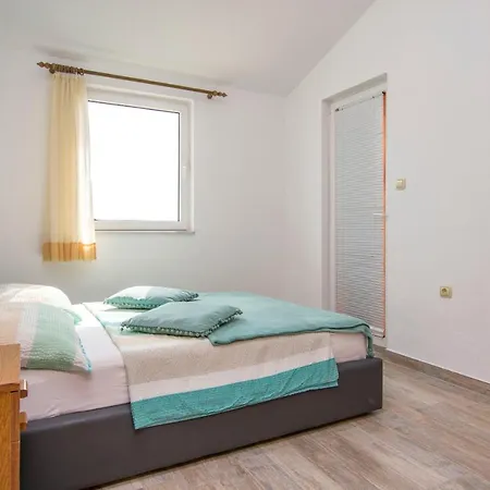 Ilona Apartment