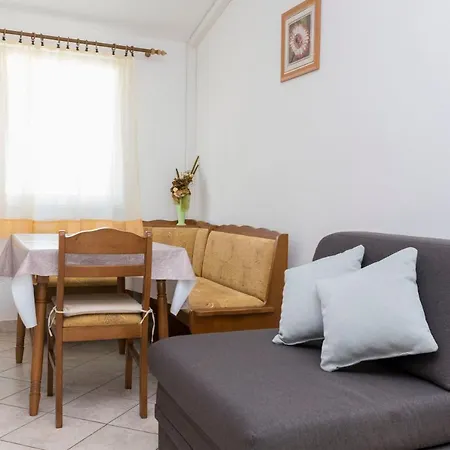 Apartment Ilona Rogoznica (Sibenik-Knin)