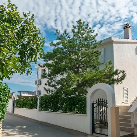 Apartment Ilona