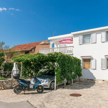 Ilona Apartment Rogoznica (Sibenik-Knin)