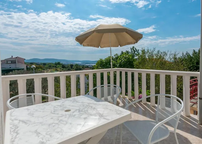 Ilona * Rogoznica (Sibenik-Knin)