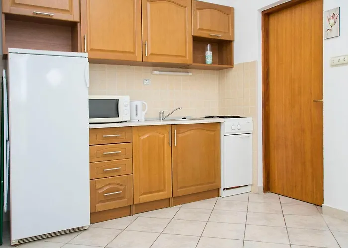 Ilona Rogoznica (Sibenik-Knin)